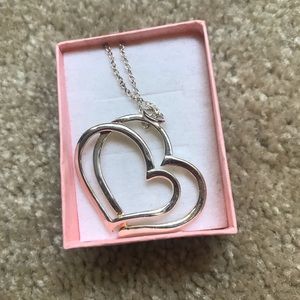Brand new heart necklace